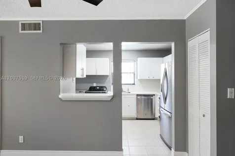 301 N Pine Island Road Plantation FL 33324