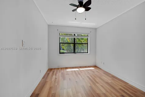 301 N Pine Island Road Plantation FL 33324
