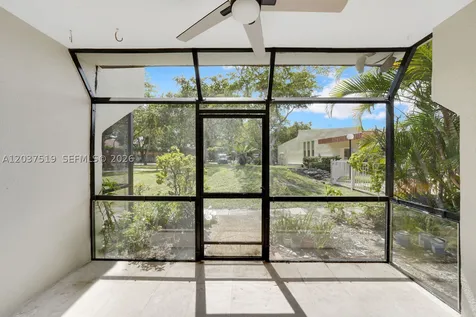 301 N Pine Island Road Plantation FL 33324