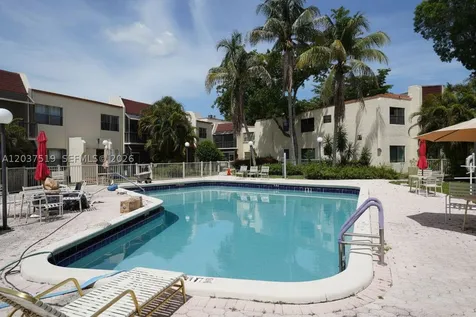 301 N Pine Island Road Plantation FL 33324
