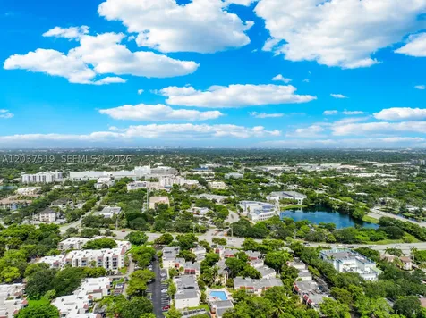 301 N Pine Island Road Plantation FL 33324