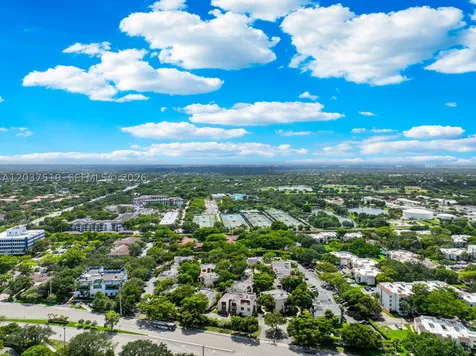 301 N Pine Island Road Plantation FL 33324
