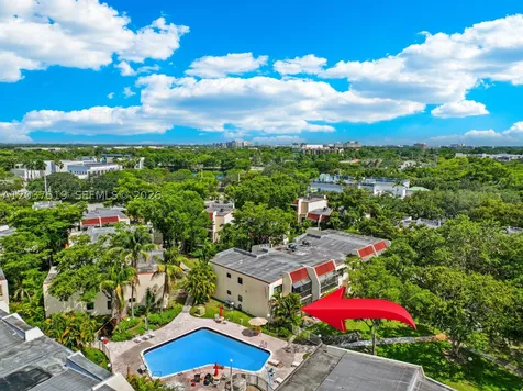 301 N Pine Island Road Plantation FL 33324