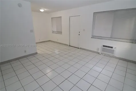 59 NW 37th Street Oakland Park FL 33309