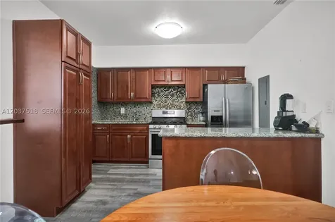 6822 NE 5th Avenue Miami FL 33138