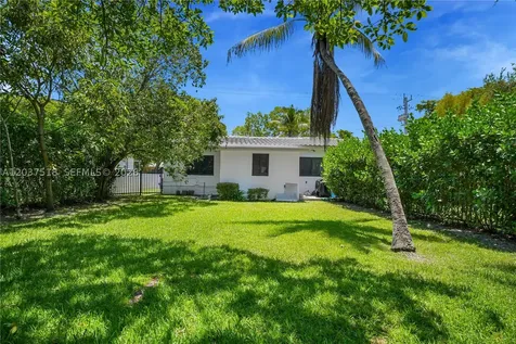6822 NE 5th Avenue Miami FL 33138