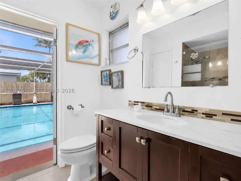 1911 N 53rd Avenue Hollywood FL 33021