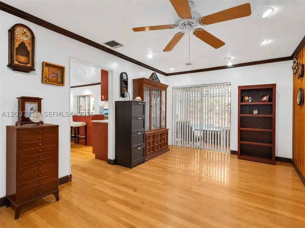 1911 N 53rd Avenue Hollywood FL 33021