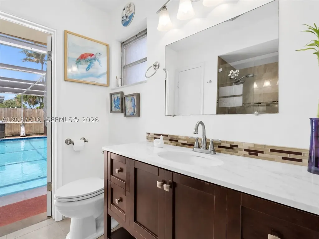 1911 N 53rd Avenue Hollywood FL 33021