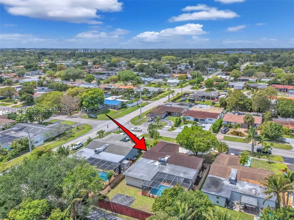 1911 N 53rd Avenue Hollywood FL 33021