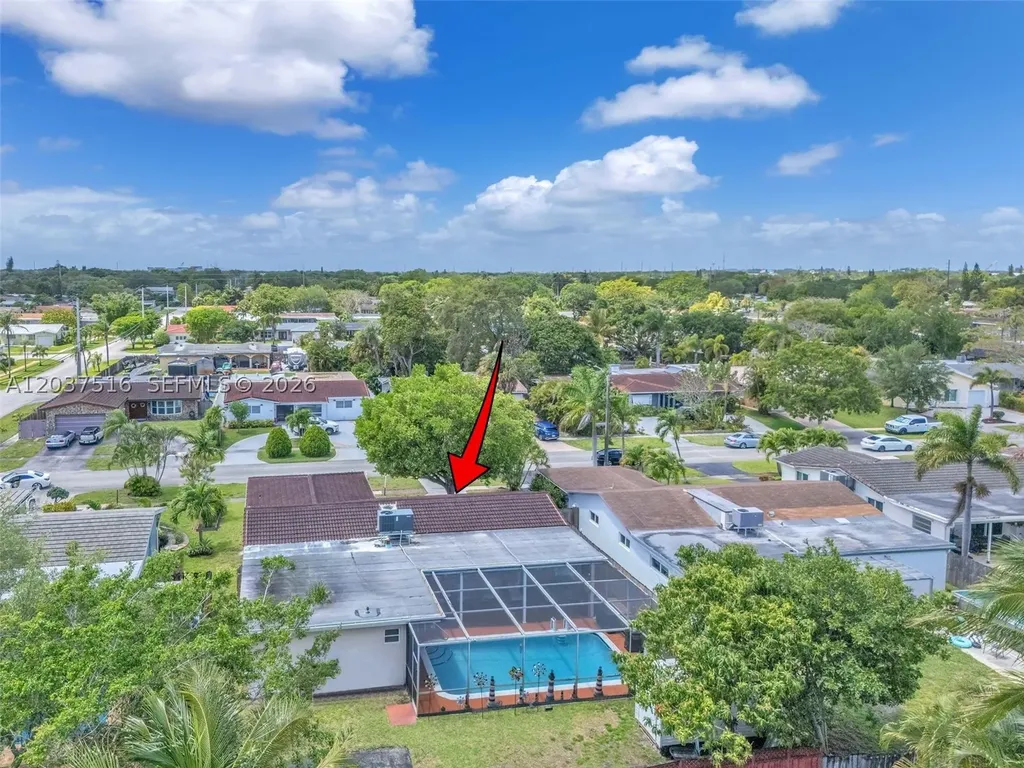 1911 N 53rd Avenue Hollywood FL 33021