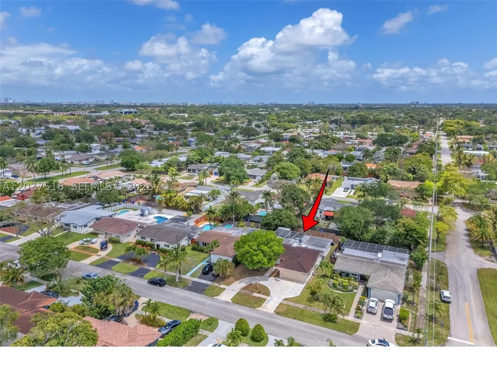 1911 N 53rd Avenue Hollywood FL 33021
