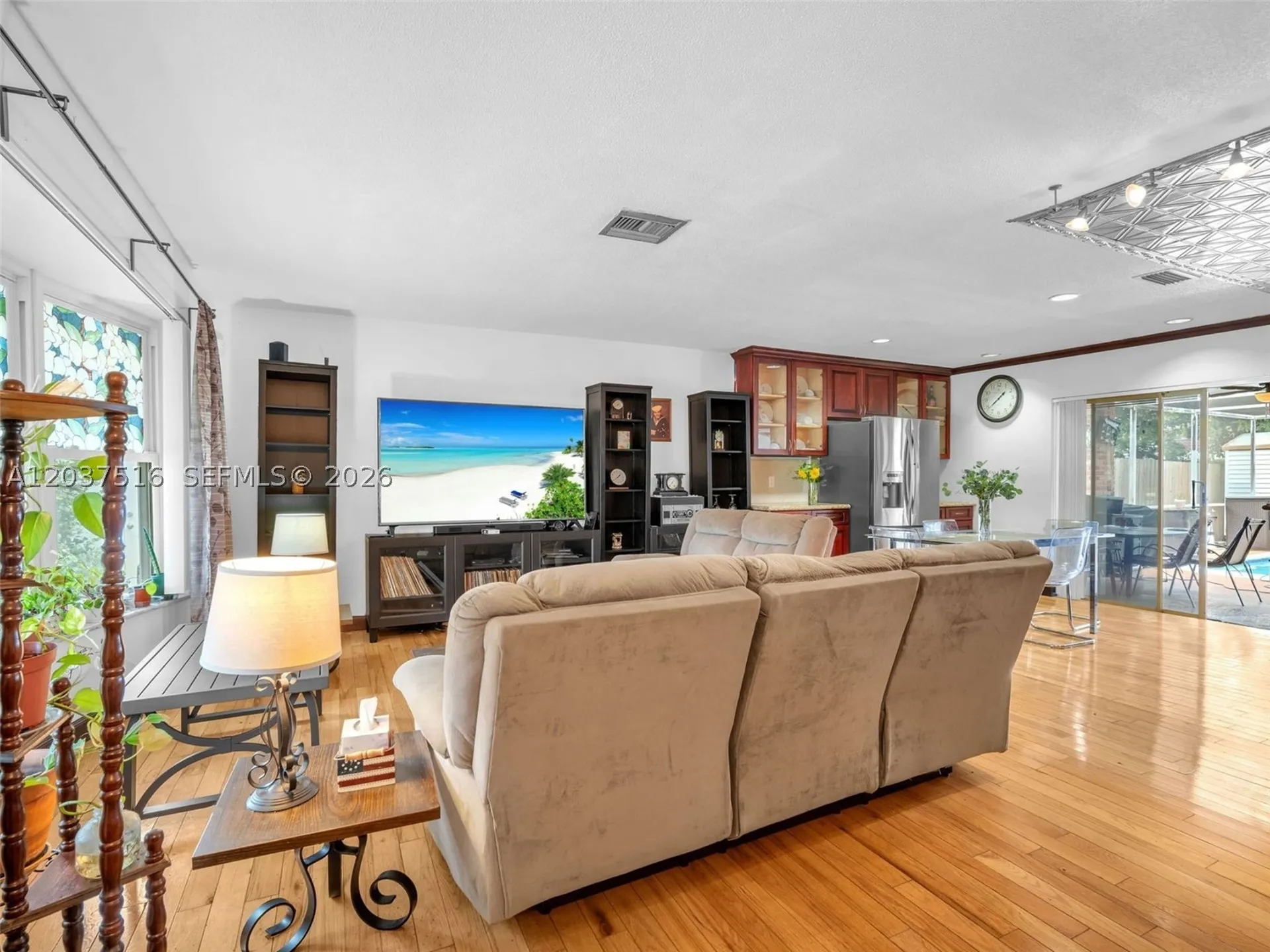 1911 N 53rd Avenue Hollywood FL 33021