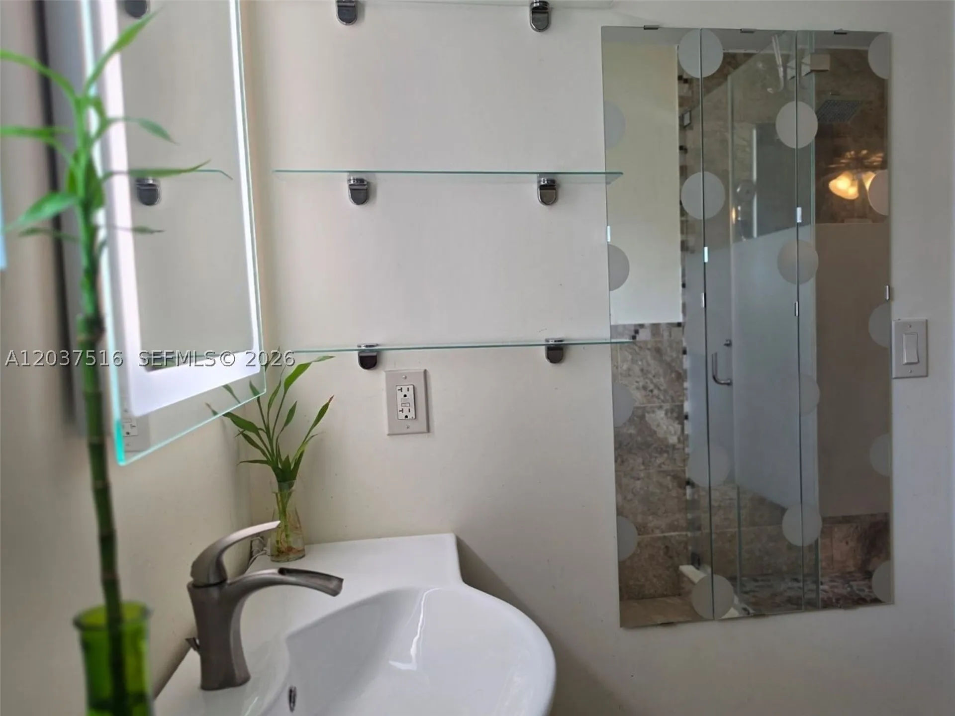 1911 N 53rd Avenue Hollywood FL 33021