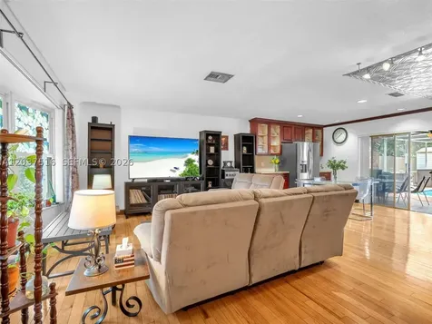 1911 N 53rd Avenue Hollywood FL 33021
