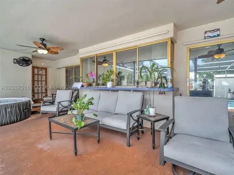 1911 N 53rd Avenue Hollywood FL 33021