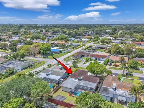 1911 N 53rd Avenue Hollywood FL 33021