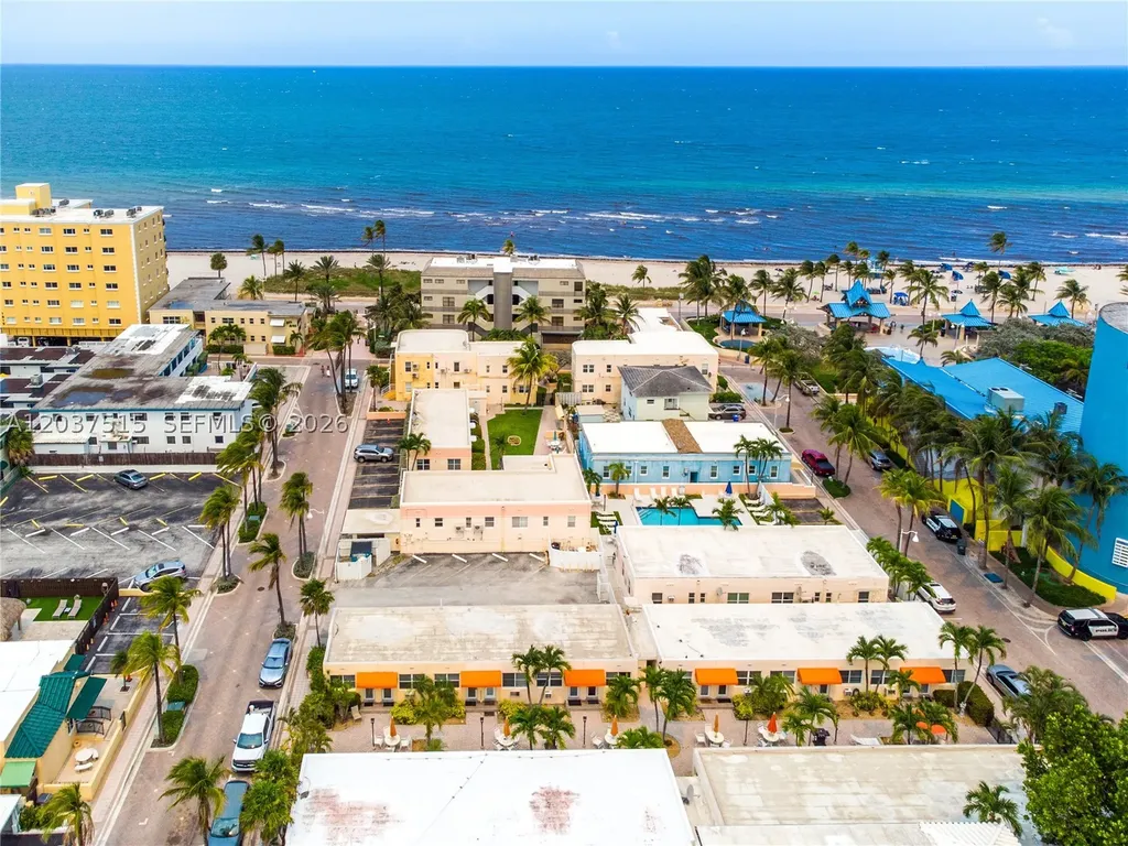 336 Arthur Street Hollywood FL 33019