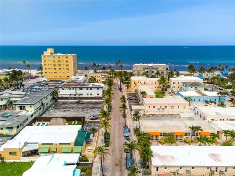 336 Arthur Street Hollywood FL 33019