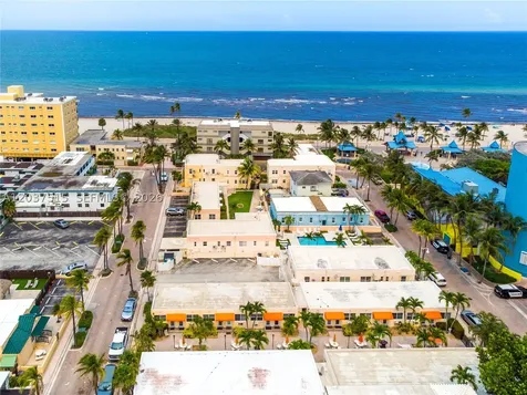 336 Arthur Street Hollywood FL 33019