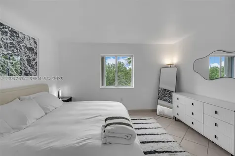 1401 Bay Road Miami Beach FL 33139