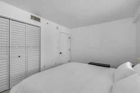 1401 Bay Road Miami Beach FL 33139