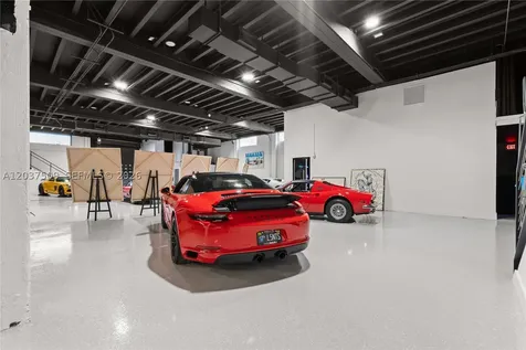 2045 NW 1st Avenue Miami FL 33127