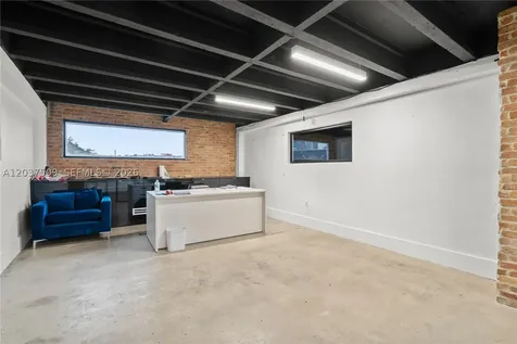 2045 NW 1st Avenue Miami FL 33127