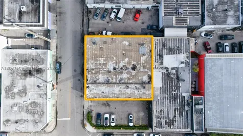 2045 NW 1st Avenue Miami FL 33127