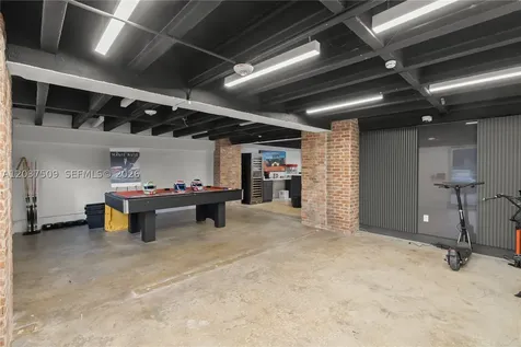 2045 NW 1st Avenue Miami FL 33127