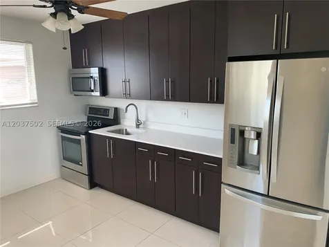 1200 SW 31st Avenue Miami FL 33135