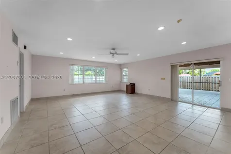 10842 SW 33rd Street Miami FL 33165