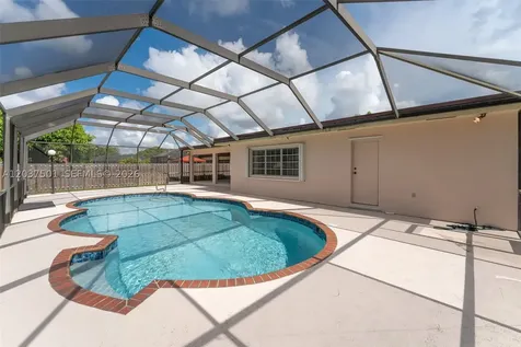 10842 SW 33rd Street Miami FL 33165