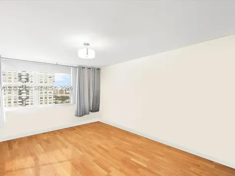 18071 Biscayne Boulevard Aventura FL 33160