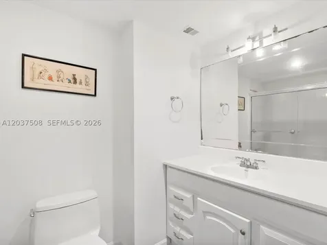 18071 Biscayne Boulevard Aventura FL 33160