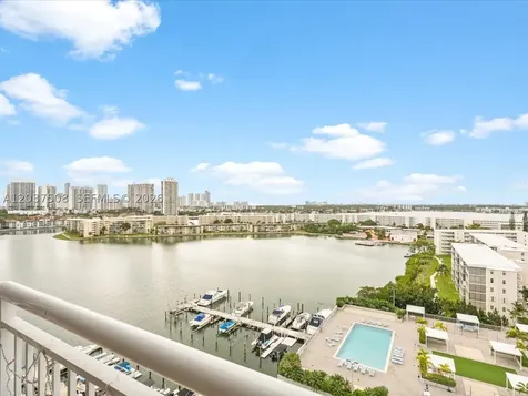 18071 Biscayne Boulevard Aventura FL 33160