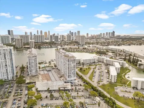 18071 Biscayne Boulevard Aventura FL 33160