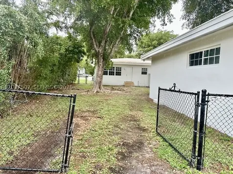 3801 Ponce De Leon Boulevard Coral Gables FL 33134