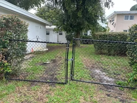 3801 Ponce De Leon Boulevard Coral Gables FL 33134