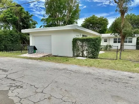 3801 Ponce De Leon Boulevard Coral Gables FL 33134
