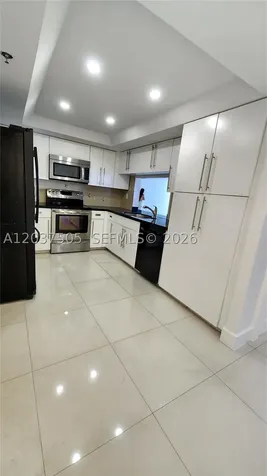 520 Brickell Key Drive Miami FL 33131