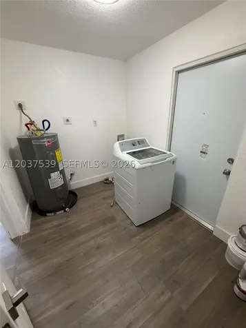 2910 NW 25th Street Fort Lauderdale FL 33311