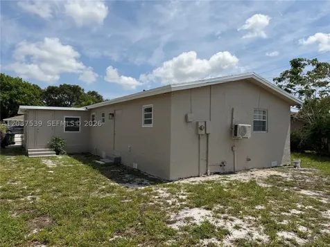 2910 NW 25th Street Fort Lauderdale FL 33311