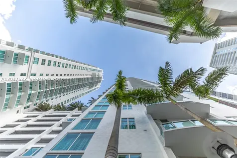 41 SE 5th Street Miami FL 33131