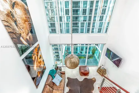 41 SE 5th Street Miami FL 33131