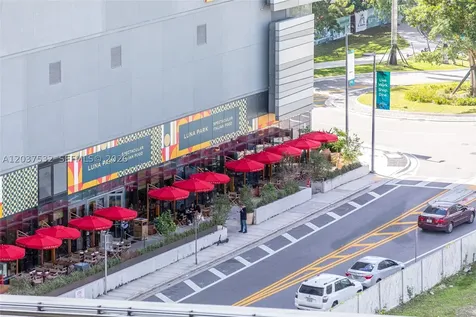 41 SE 5th Street Miami FL 33131