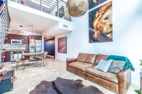 41 SE 5th Street Miami FL 33131
