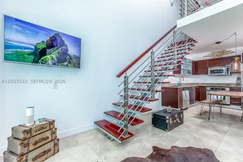 41 SE 5th Street Miami FL 33131