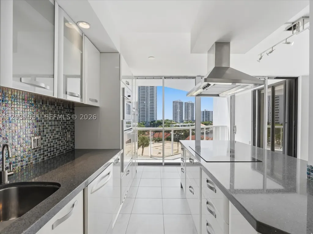 3610 Yacht Club Drive Aventura FL 33180
