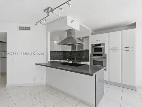 3610 Yacht Club Drive Aventura FL 33180